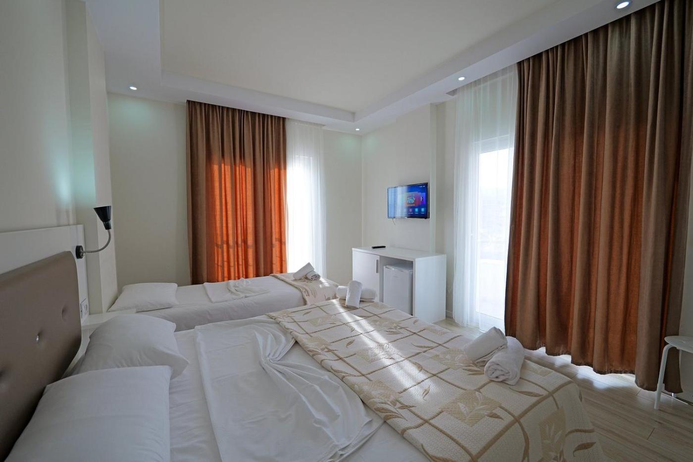 Hotel MARIO Sarandë Buitenkant foto