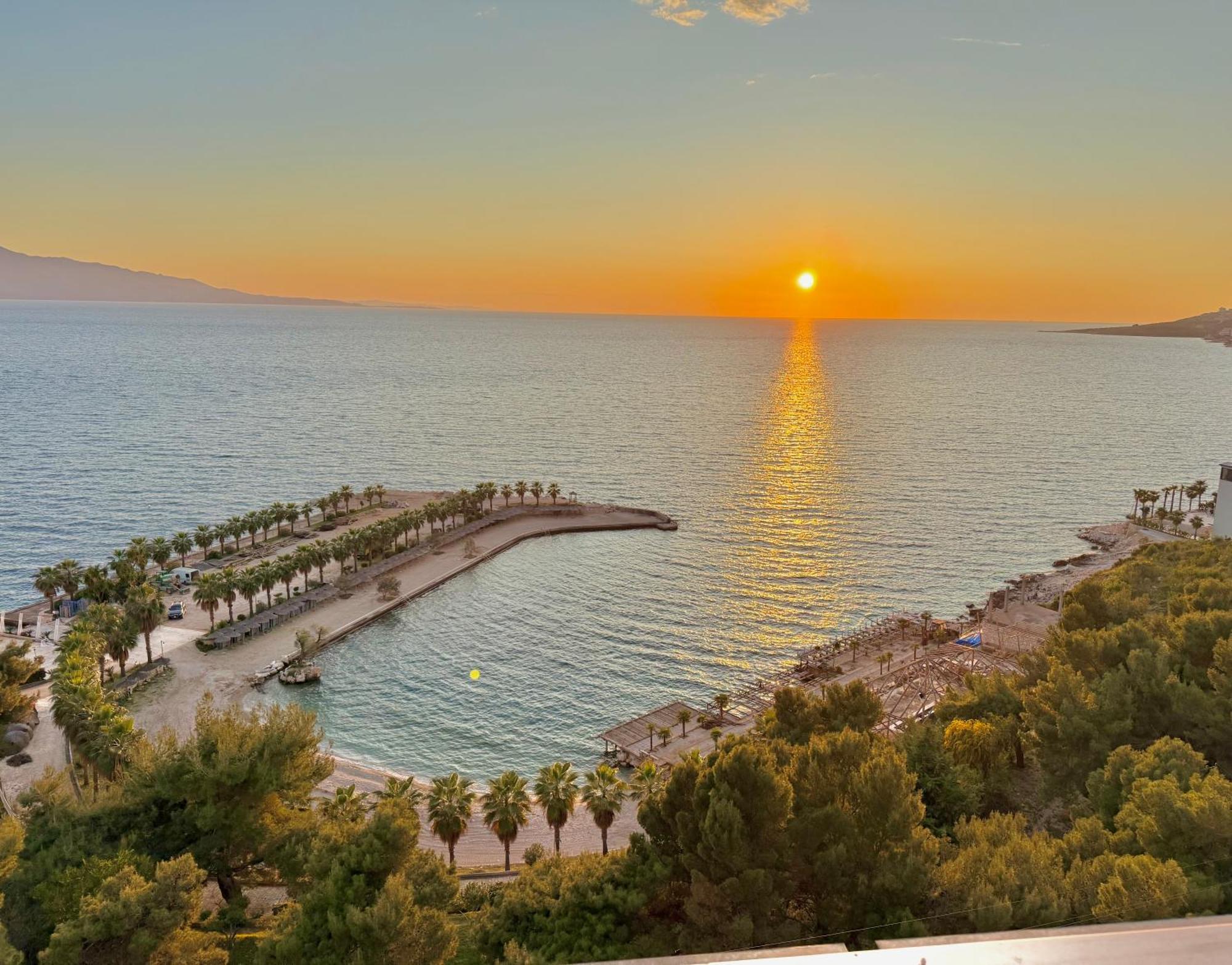 Hotel MARIO Sarandë Buitenkant foto
