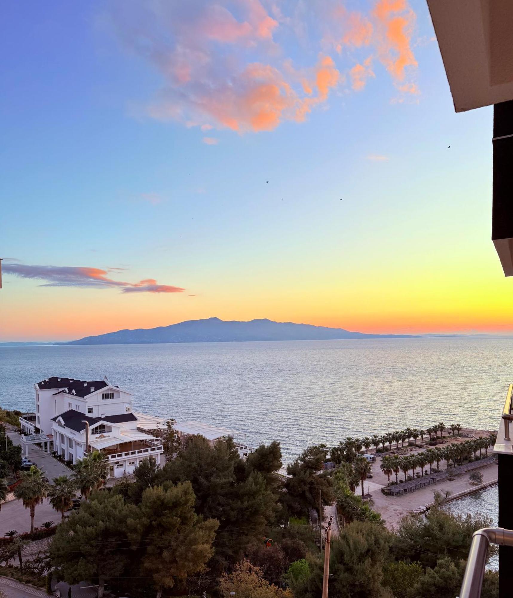 Hotel MARIO Sarandë Buitenkant foto